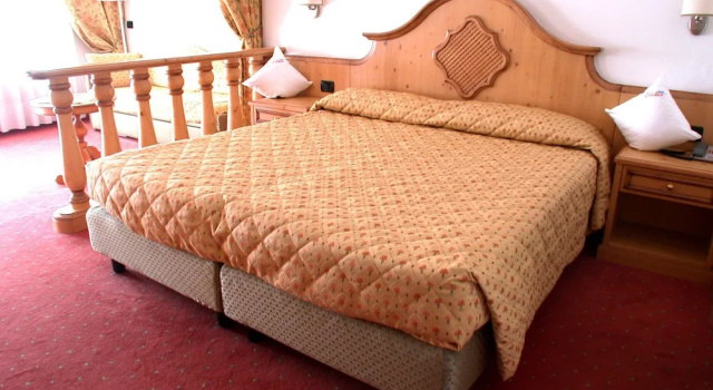 Четырёхместный номер Standard Hotel Eccher 3 stelle Superior