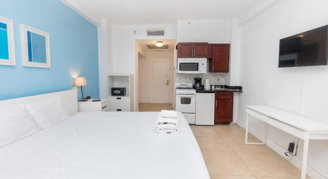 688 Partial Ocean View Hollywood Beach Resort, Забронировать Курортный отель Голливуд-Бич Панхэндл Флорида, рядом с Норт-Лейк