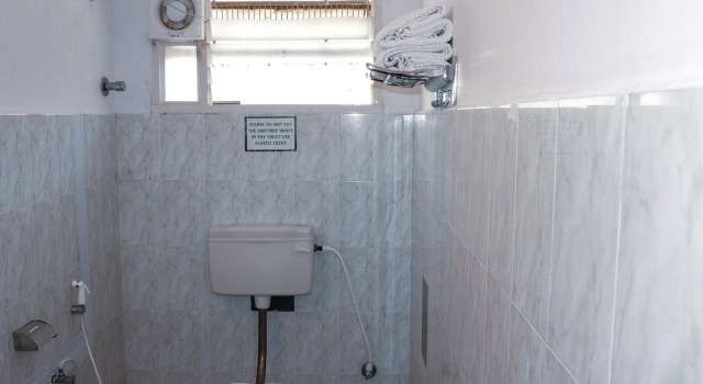 Трёхместный номер Standard Hotel Kaveri