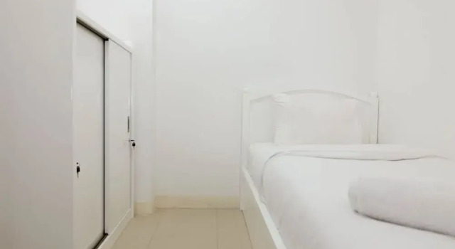 Pleasant 2BR Apartment at Bassura City near Shopping Mall, Book Apartment Jakarta Jakarta Province