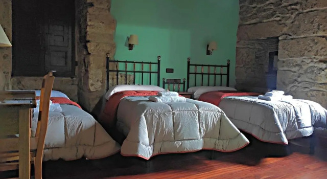 Трёхместный номер Standard Posada de Candelario