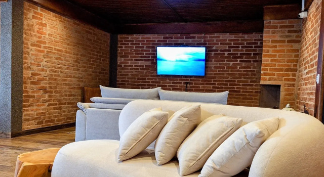 Cantos E Contos Boutique Hotel, Забронировать Бутик-отель Отели Кампус-ду-Жордана с бассейном, рядом с The Bride's Veil Waterfall, Бассейн
