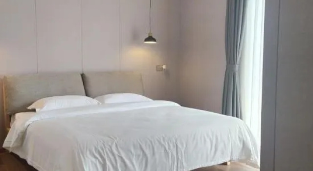 Люкс с 2 комнатами с балконом и с видом на озеро Xiyue Xiaozhu Hostel