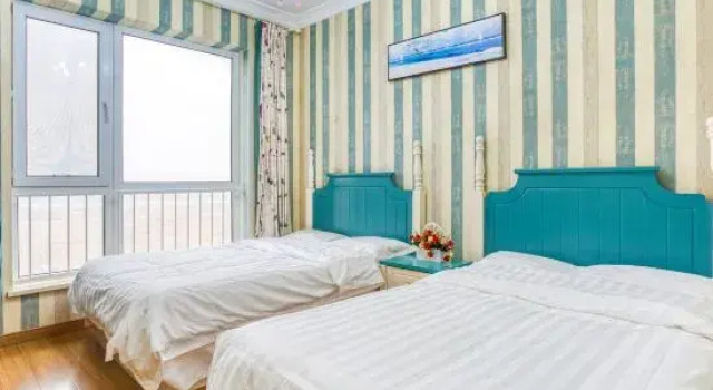 Люкс с 4 комнатами Lanjing Yunhai Seaview Apartment (Yuquan Shanhai Square Branch)