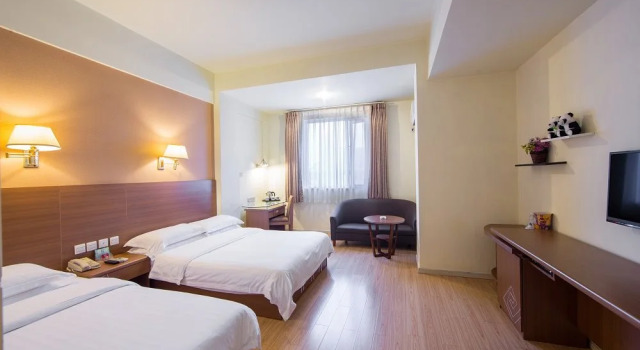 Anyi 158 Hotel Chengdu East Ma Peng, Varaa Hotelli Hotellit Sichuan pysäköinnillä, Pysäköinti