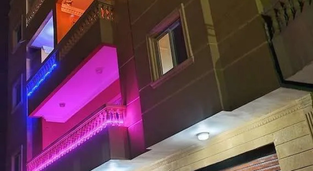 DISCOVER Pyramids inn