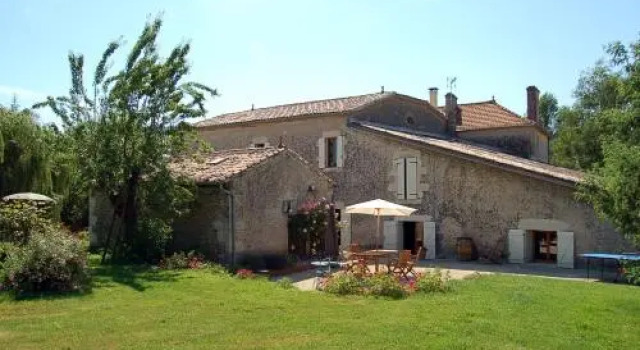 La Camiranaise, Book Hotel Camiran Aquitaine