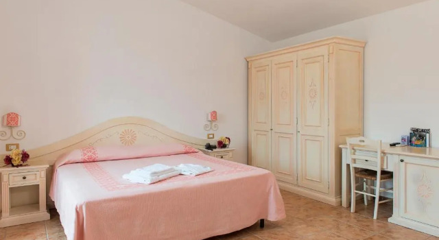 Четырёхместный номер Standard Hotel Montiruju