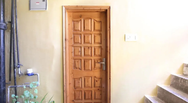 OYO 10299 Home Luxury Cottage Vikas Nagar, Забронировать Дом для отпуска Виллы штата Химачал-Прадеш, Вилла