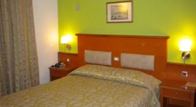 Aparthotel 2 Stars Tolo, Prenota Hotel Tolo 