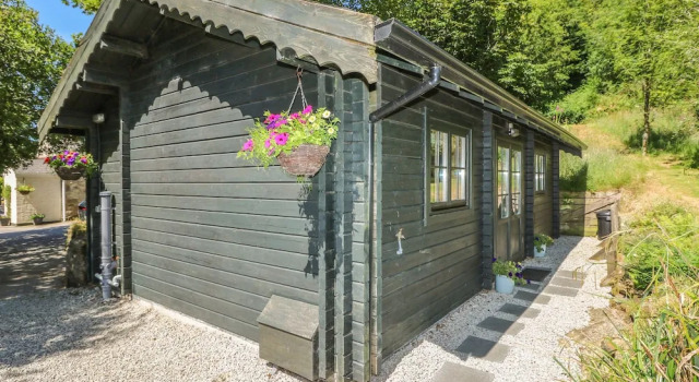 Mökki Pond Cabin