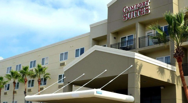 Номер Standard Comfort Suites Beachside