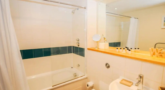 Апартаменты Hamilton Court Apartments from Your Stay Bristol