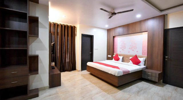 Люкс Standard Collection O 12421 Hotel GT View