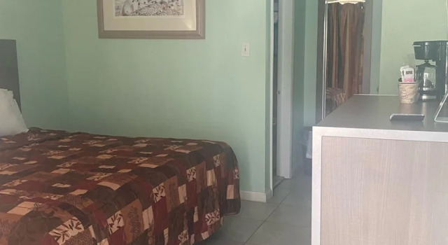 Номер Standard Royal Canadian Motel
