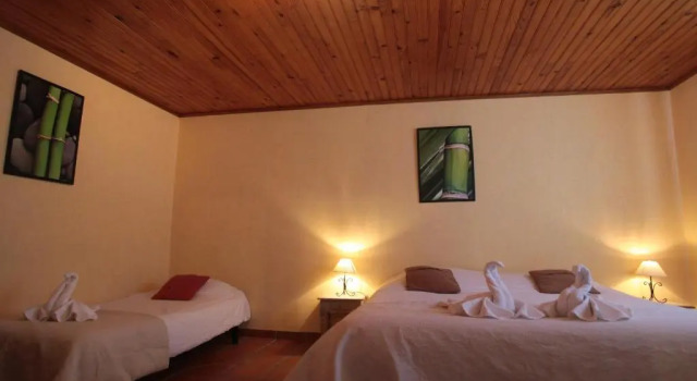 Семейный номер Standard Logis Hôtel LE PRESSOIR