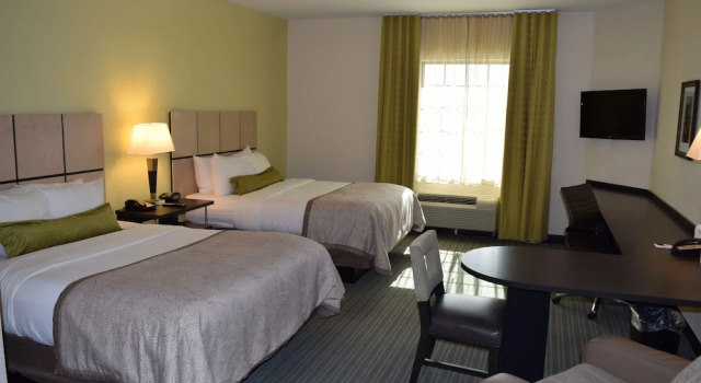 Четырёхместный люкс Candlewood Suites Monahans by IHG