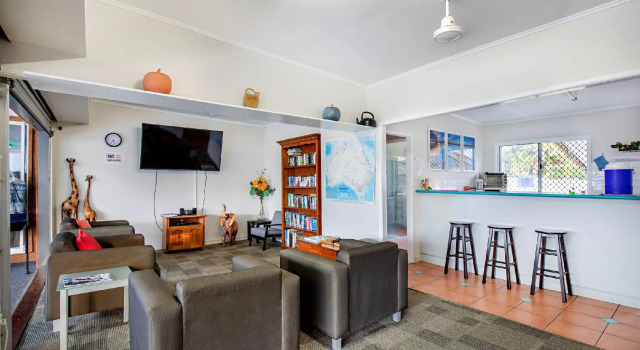 Bush Village Holiday Cabins, Забронировать Дом для отпуска Коттеджи Whitsundays, Коттедж