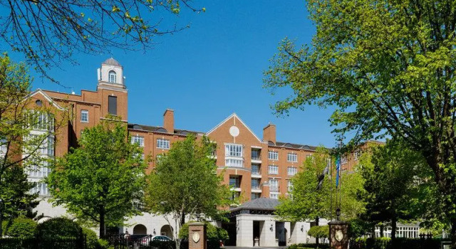 Кровать в общем номере InterContinental Dublin by IHG
