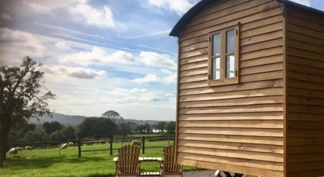 Shepherd’s Hut - The Mule, Book Hotel Hoteller i Forest of Dean med parkering, Parkering