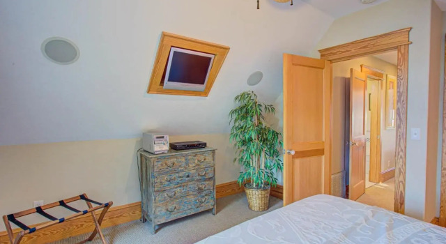 IC2 - Endless Summer Cottage