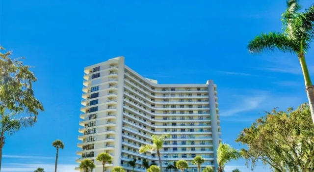 South Seas Tower 3-1512, Забронировать Отель Отели в центре Марко-Айленд, в центре, Парковка