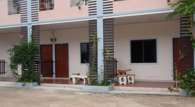Rose Garden Homestay, Забронировать Отель Moo 4 