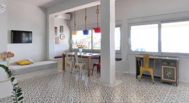 Beachfront Apartment Downtown