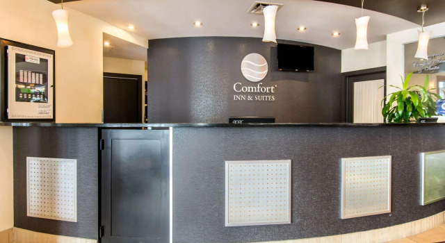 Comfort Inn and Suites St Jerome, Rezervovat Hotel Hotely v Laurentians se snídaní, Snídaně