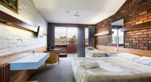 The Manhattan Hotel, Book Hotel Hoteller i Ringwood med parkering, Parkering