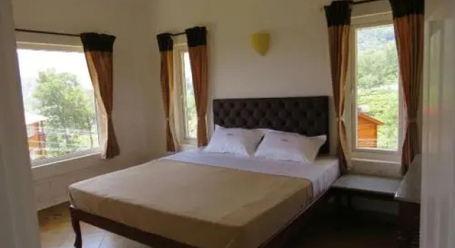 Villa5 Alakarai Road