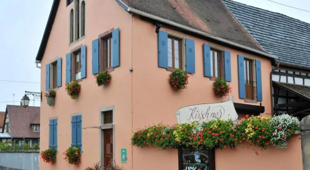 Apartment With 3 Bedrooms in Dambach-la-ville, With Enclosed Garden and Wifi, Забронировать Апартаменты/квартира Отели Alsace Wine Route с парковкой, Парковка