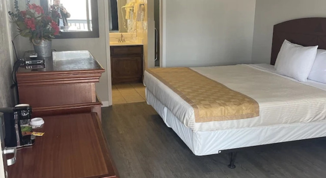 Номер Economy Branson Victorian Inn