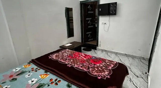 Hotel Shri Prabhu Dham Vrindavan, Забронировать Отель Отели Вриндавана с завтраком, Завтраки