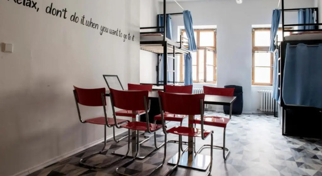 Кровать в общем номере Hostel Eleven