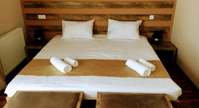 Двухместный номер Standard с балконом Hotel Mestia Inn