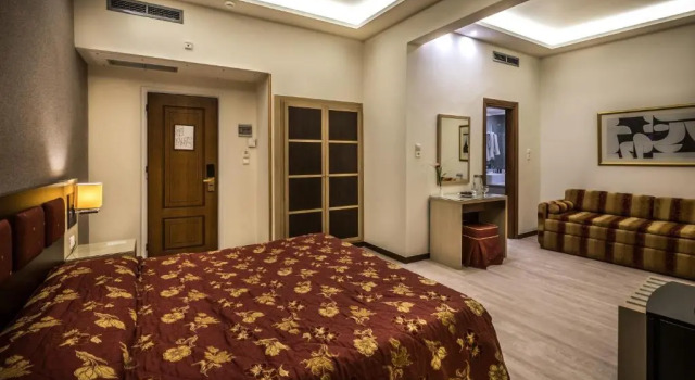 Полулюкс Rex Hotel