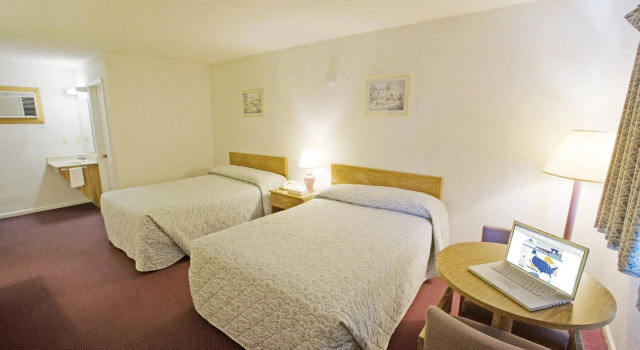 Americas Best Value Inn - Jonesville, Забронировать Мини-отель Джонсвилль Северная Каролина