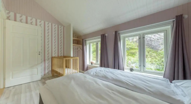 Апартаменты с 3 комнатами Kabelvåg Feriehus & Camping