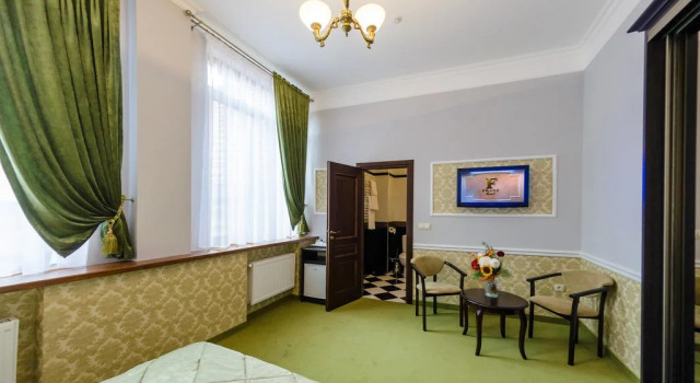 Franz Hotel, Rezervovat Hotel Ivanofrankivská oblast Ivano-Frankivsk