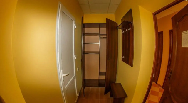 Komfort Zimmer Готель Цісар