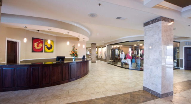 Camden on the Lake Resort & Spa