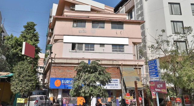 OYO 11067 Hotel Swastik Inn