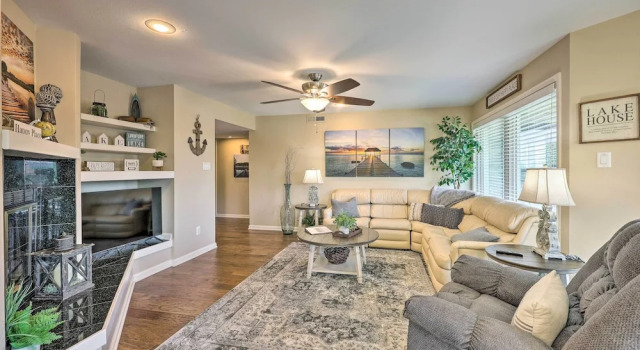Апартаменты Beautiful Hot Springs Condo w/ Lake Hamilton Views