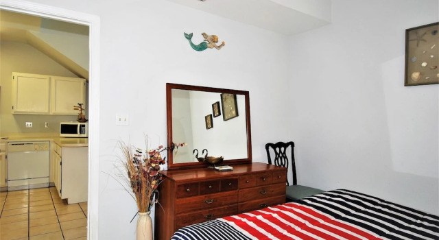 Номер Standard 108 W. Morningside 2 Bedroom Condo by RedAwning