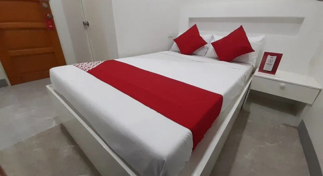 OYO 470 JRJA Hotel