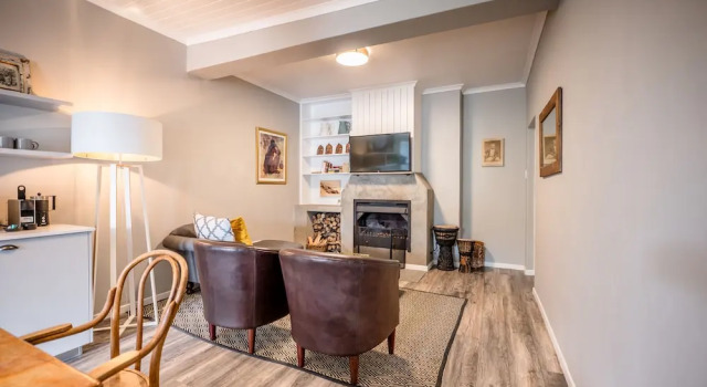 The Corner House L'A-nnexe, Забронировать Апартаменты/квартира Отели Франсхук с завтраком, рядом с Huguenot Memorial Museum, Завтраки
