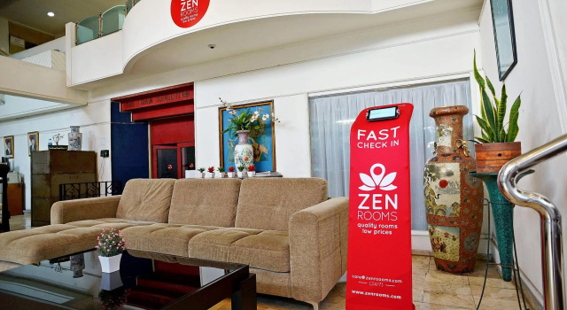 Zen Rooms Basic Kebayoran, Book Hotel Hoteller i Mampang med parkering, Parkering