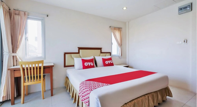 Lake View Phuket Place by OYO Rooms, Забронировать Отель Ратсада остров Пхукет