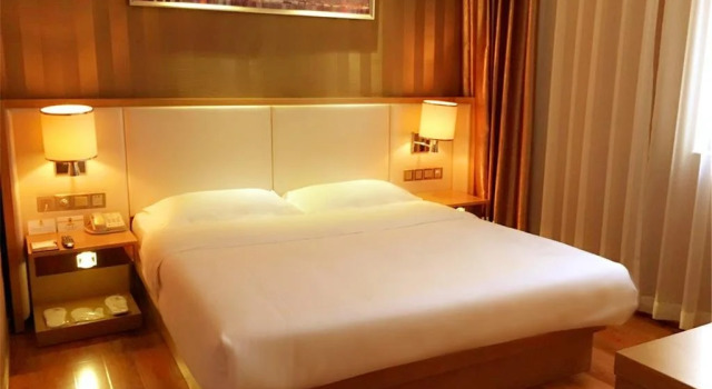 Super 8 by Wyndham Guangzhou Huanshi Xicun Subway Station, Boek Hotel Goedkope hotels in Guangdong